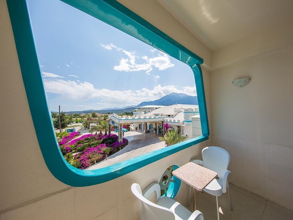Daima Biz Hotel - Dolusu Aquapark Access - All inclusive — Shared spaces in Kemer