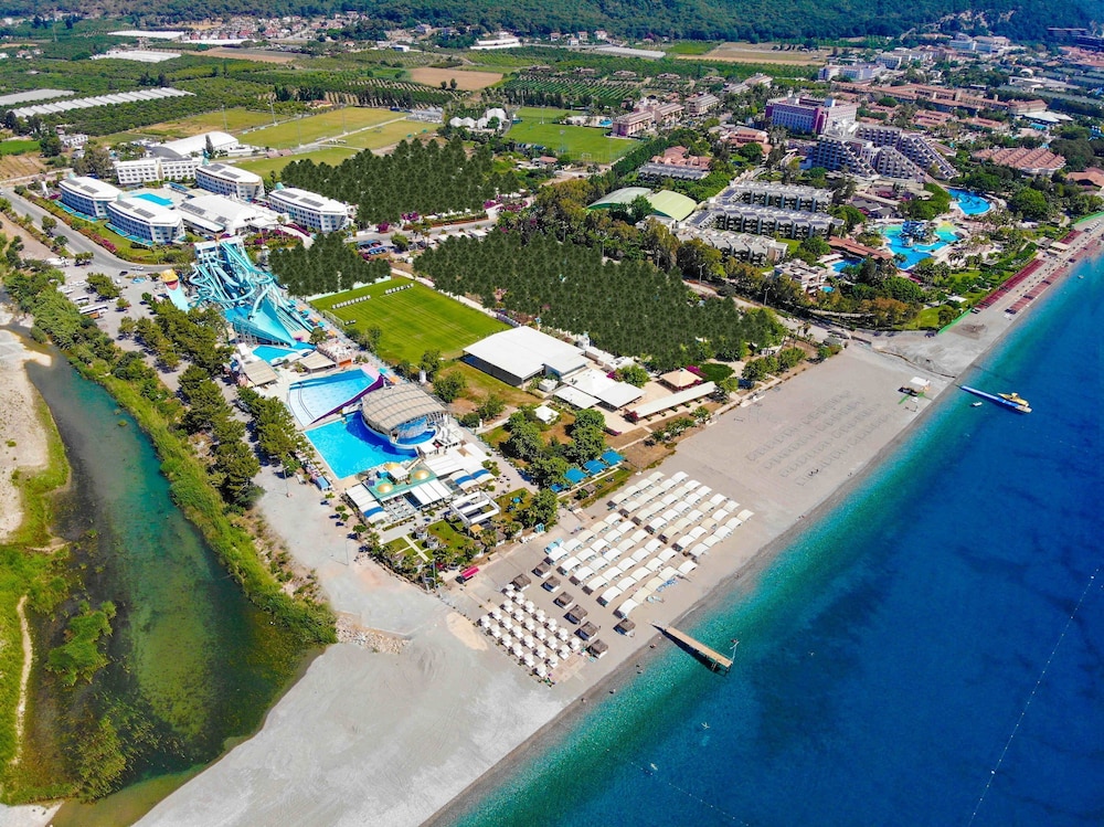 Daima Biz Hotel - Dolusu Aquapark Access - All inclusive — Outdoor in Kemer