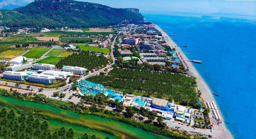 Daima Biz Hotel - Dolusu Aquapark Access - All inclusive — View in Kemer