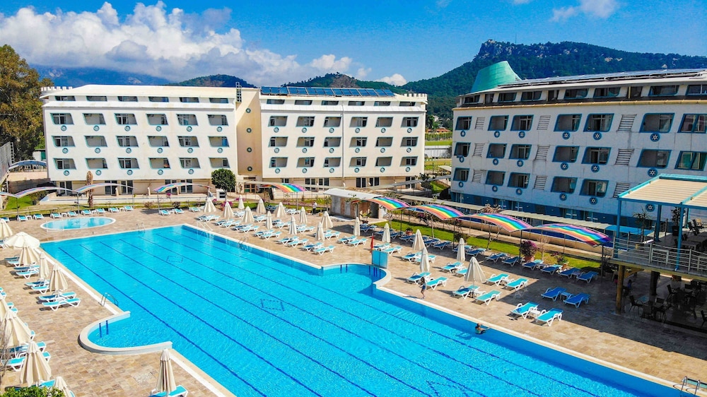 Daima Biz Hotel - Dolusu Aquapark Access - All inclusive — Main photo in Kemer