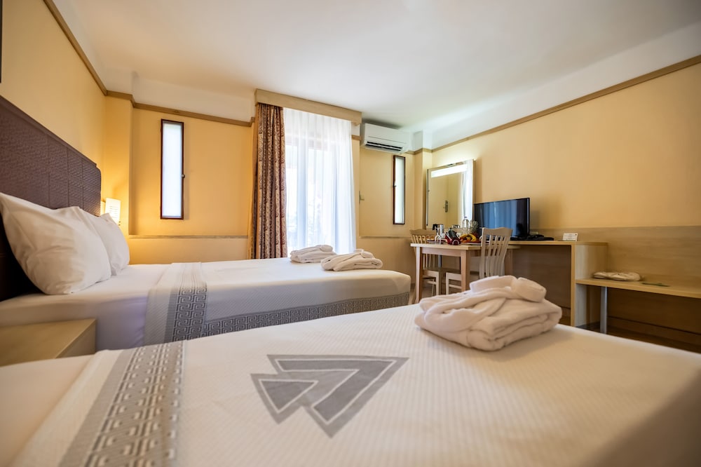 VONRESORT Golden Beach - All Inclusive — Hotel rooms in Side