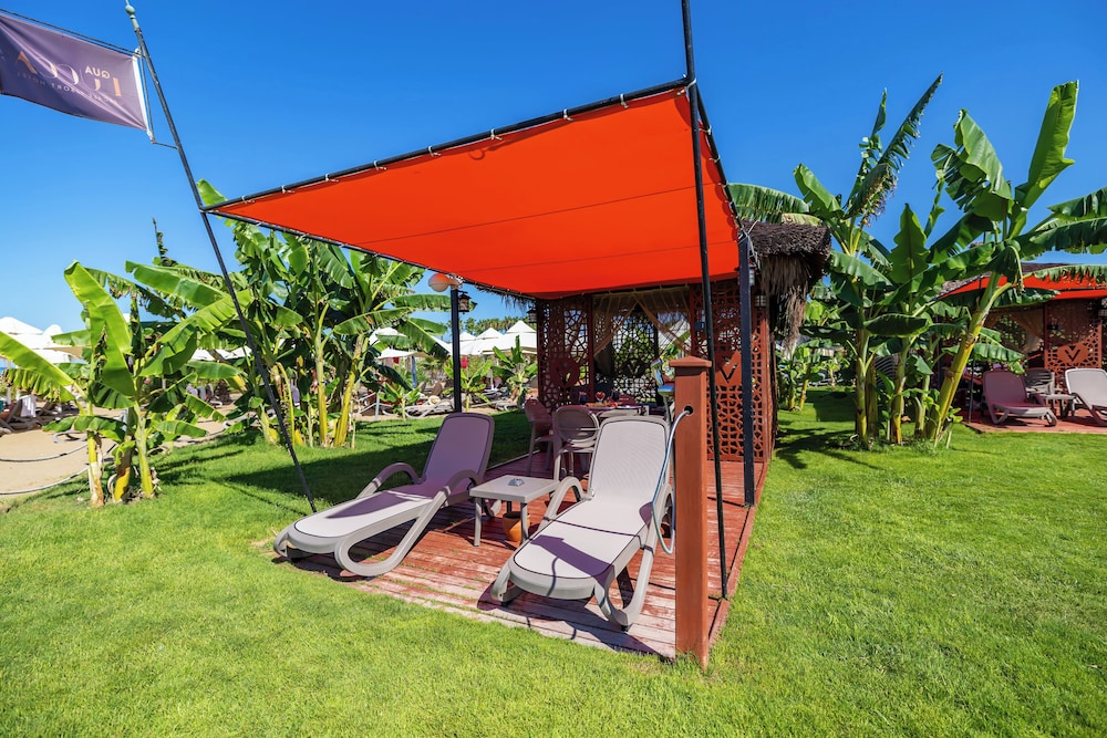 VONRESORT Golden Beach - All Inclusive — Beach in Side