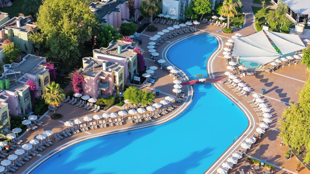 VONRESORT Golden Beach - All Inclusive — Swimming pool in Side