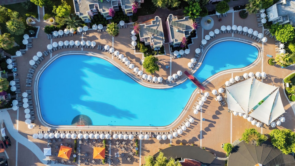 VONRESORT Golden Beach - All Inclusive — Swimming pool in Side
