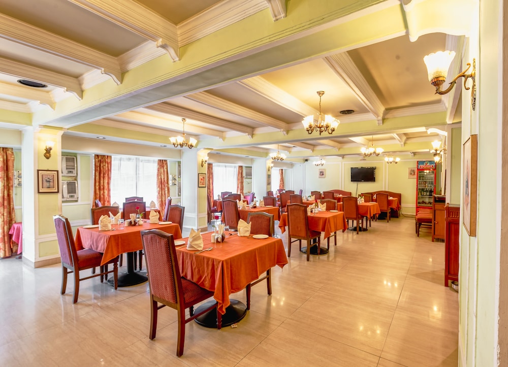La-Paz Gardens Beacon Hotel - Vasco da Gama Goa — Restaurant & bars in Vasco da Gama, Goa