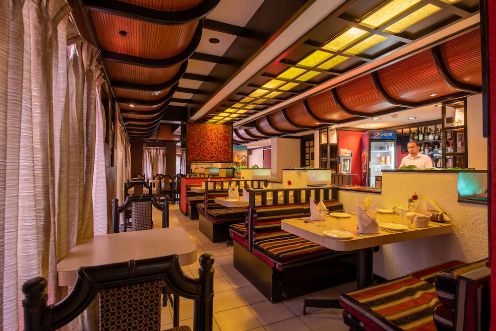 La-Paz Gardens Beacon Hotel - Vasco da Gama Goa — Restaurant & bars in Vasco da Gama, Goa