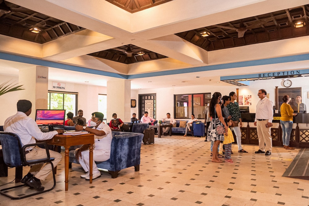 La-Paz Gardens Beacon Hotel - Vasco da Gama Goa — Hotel building in Vasco da Gama, Goa