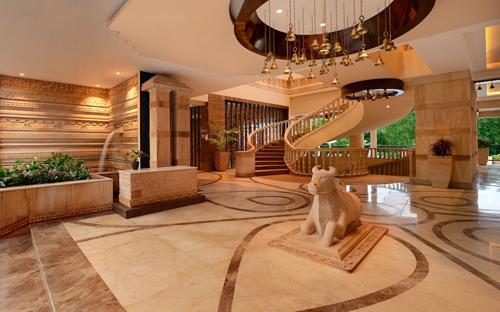 Resort Rio — Hotel building in Arpora, Goa