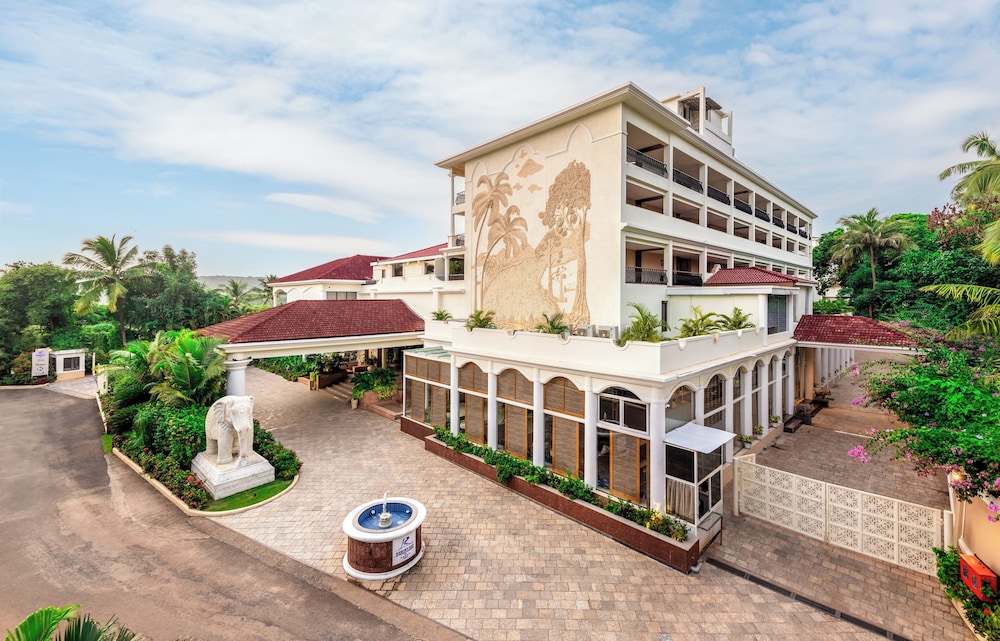 Resort Rio — Hotel building in Arpora, Goa