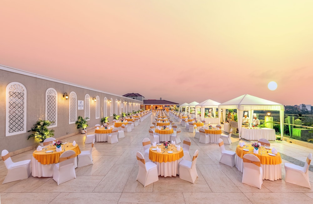 Resort Rio — Restaurant & bars in Arpora, Goa