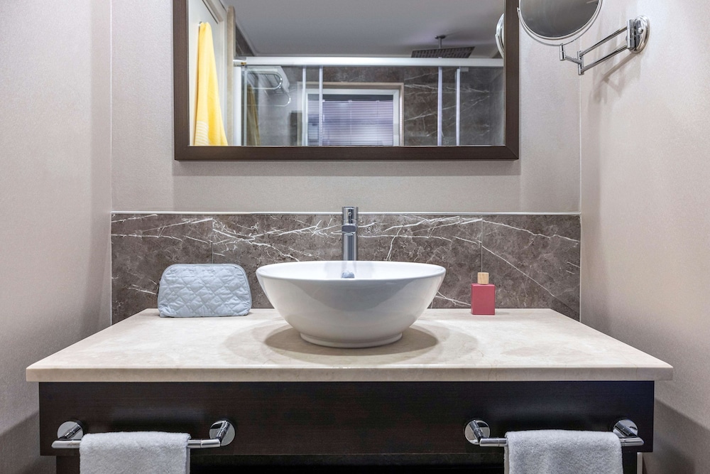 Rixos Beldibi - Adult Only - The Land of Legends Access — Hotel rooms in Kemer