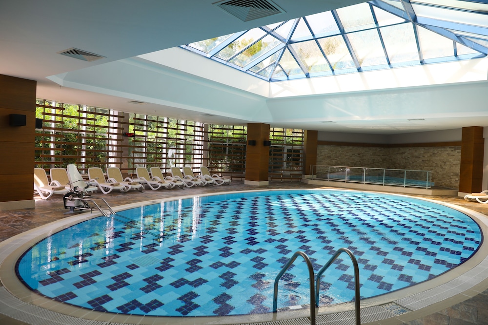 Rixos Beldibi - Adult Only - The Land of Legends Access — Swimming pool in Kemer