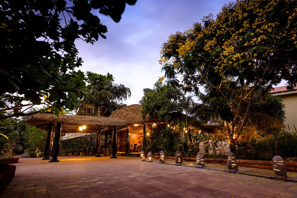 Beleza By The Beach — Restaurant & bars in Betalbatim, Goa