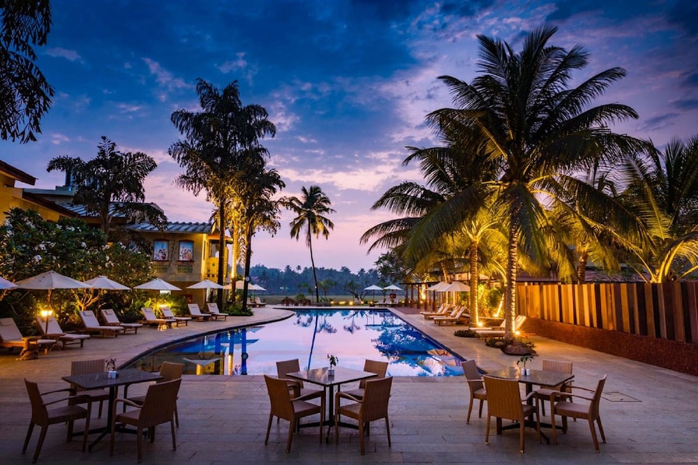 Beleza By The Beach — Swimming pool in Betalbatim, Goa