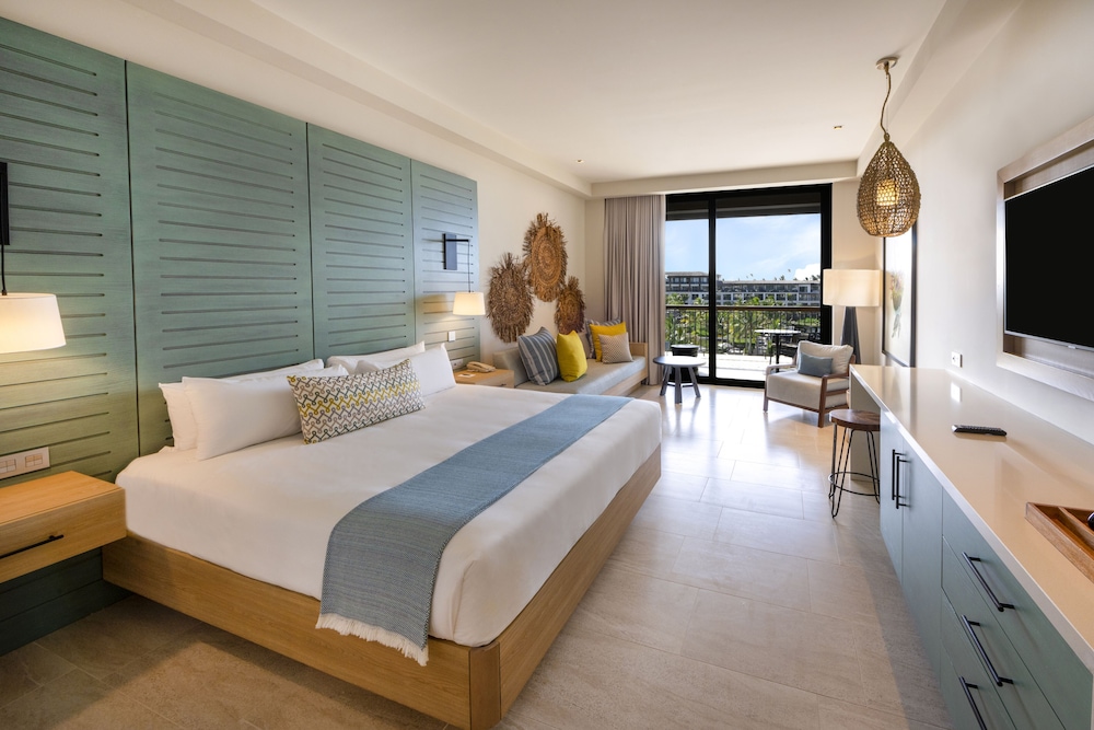 Unique by Lopesan Costa Bávaro - All Inclusive — Rooms in Bavaro, La Altagracia