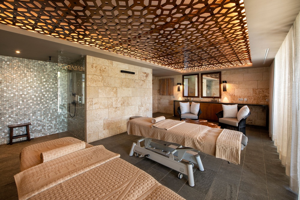 Unique by Lopesan Costa Bávaro - All Inclusive — Facilities in Bavaro, La Altagracia