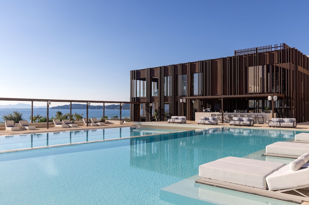 Domes Miramare, a Luxury Collection Resort, Corfu - Adults Only — Swimming pool in Moraitika, Ionian Islands