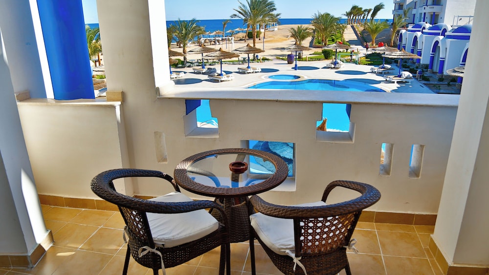 Coral Sun Beach — Swimming pool in El Quseir, Red Sea
