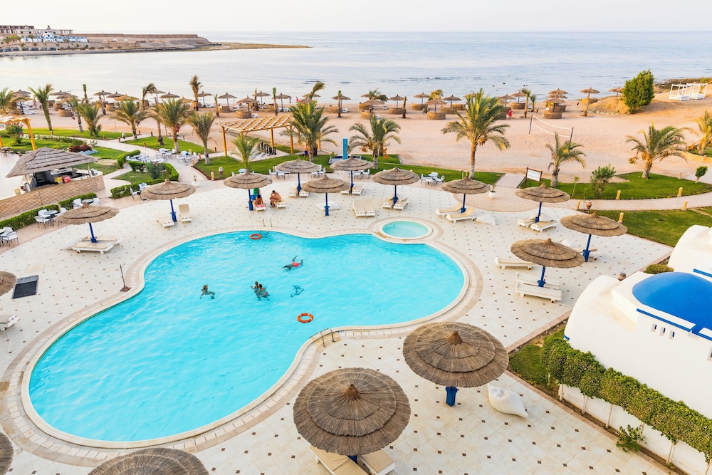 Coral Sun Beach — Swimming pool in El Quseir, Red Sea
