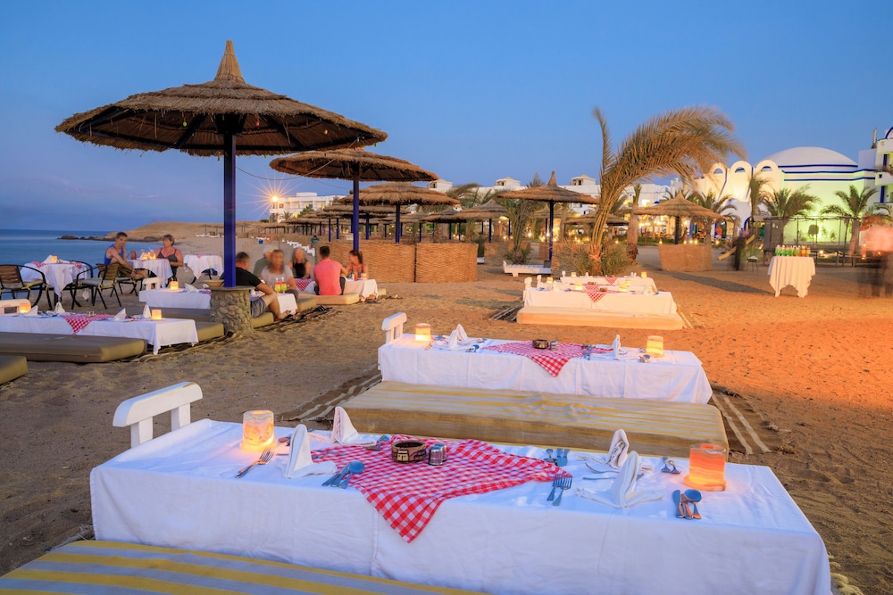 Coral Sun Beach — Restaurant & bars in El Quseir, Red Sea