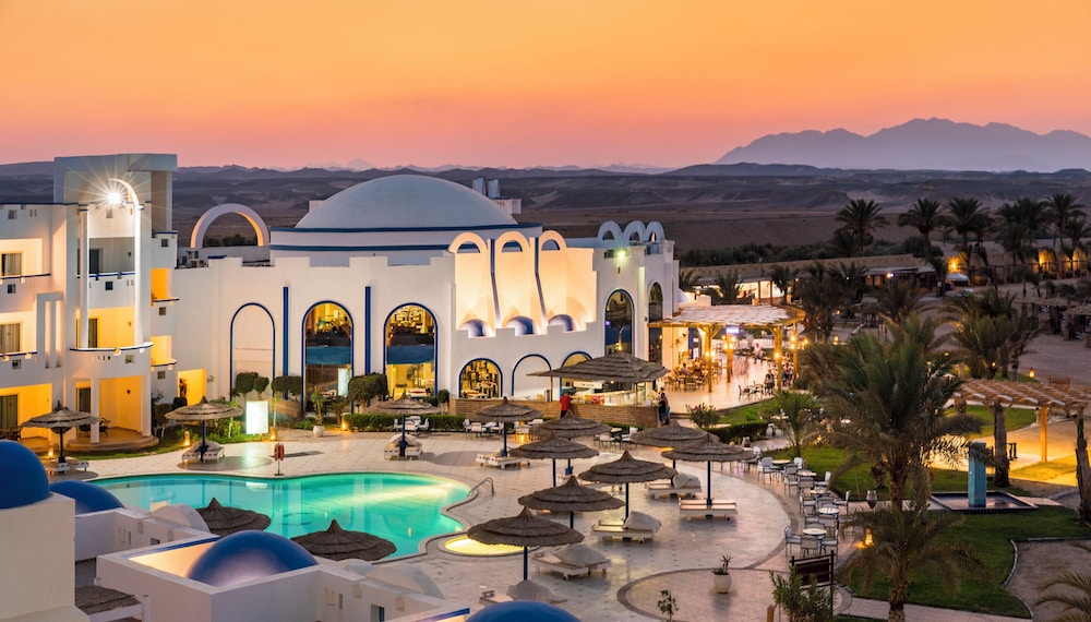 Coral Sun Beach — Swimming pool in El Quseir, Red Sea