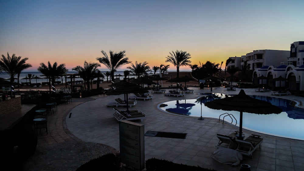 Coral Sun Beach — Swimming pool in El Quseir, Red Sea