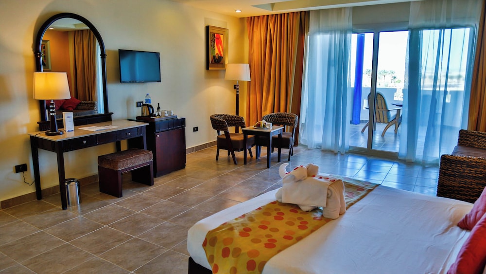 Coral Sun Beach — Hotel rooms in El Quseir, Red Sea