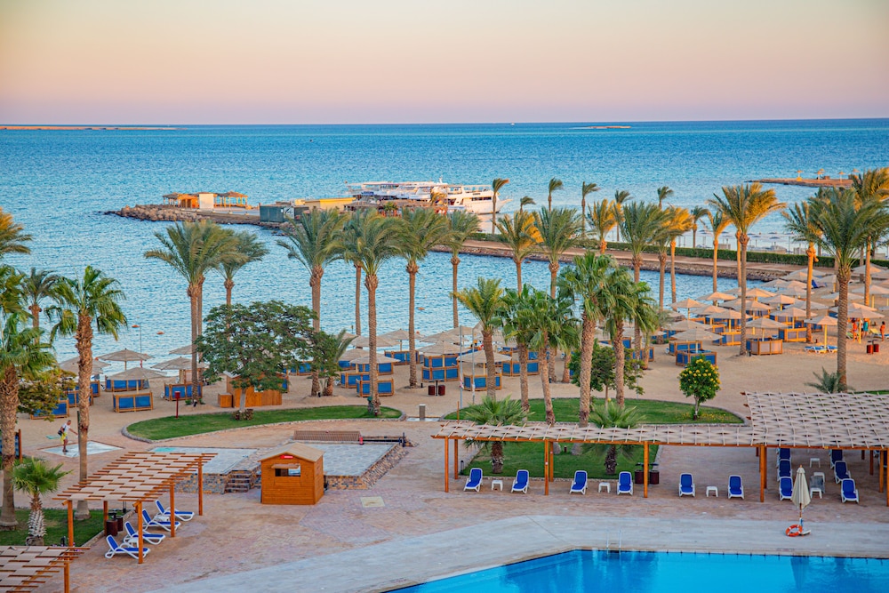 Continental Hotel Hurghada — Beach in Hurghada, Red Sea