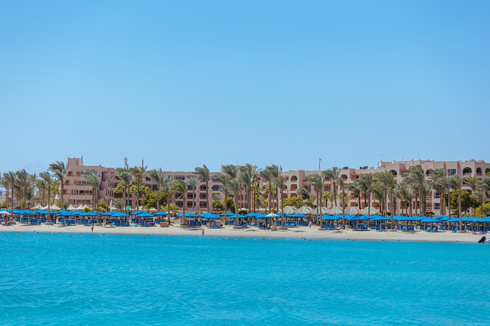 Continental Hotel Hurghada — Beach in Hurghada, Red Sea