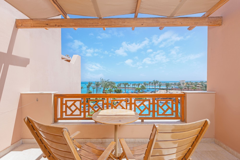 Continental Hotel Hurghada — Hotel rooms in Hurghada, Red Sea