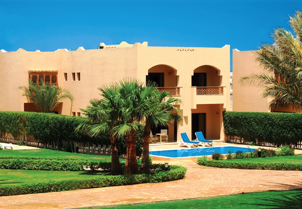 Continental Hotel Hurghada — Hotel building in Hurghada, Red Sea