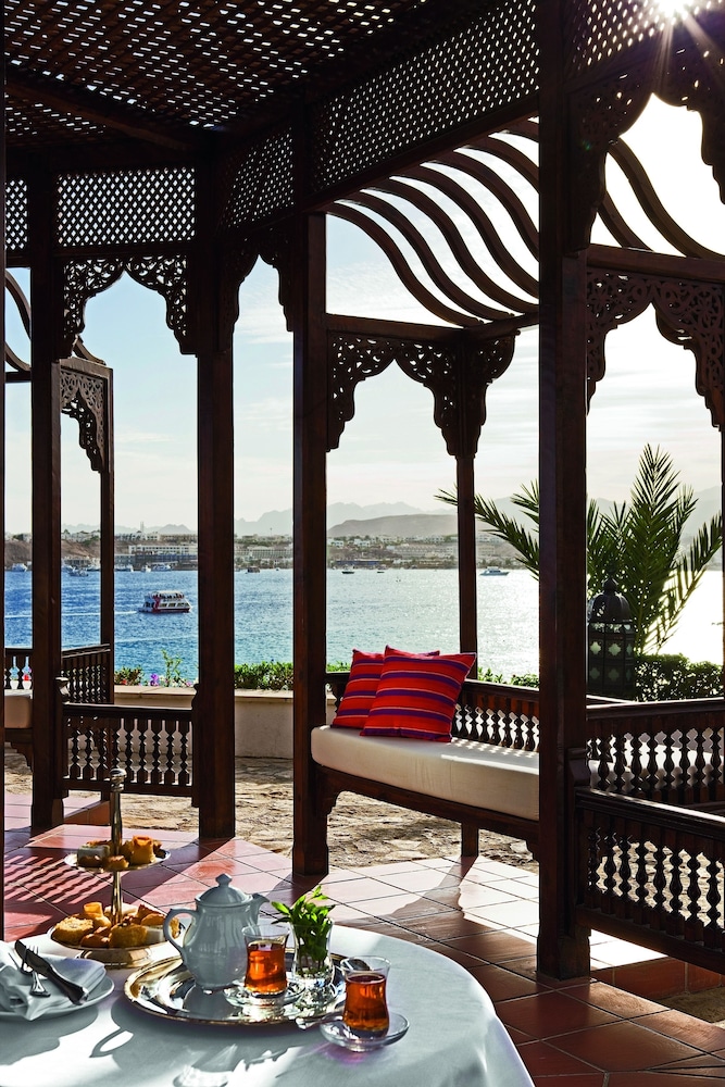 Mövenpick Resort Sharm El Sheik Naama Bay — Hotel rooms in Sharm El Sheikh, Red Sea