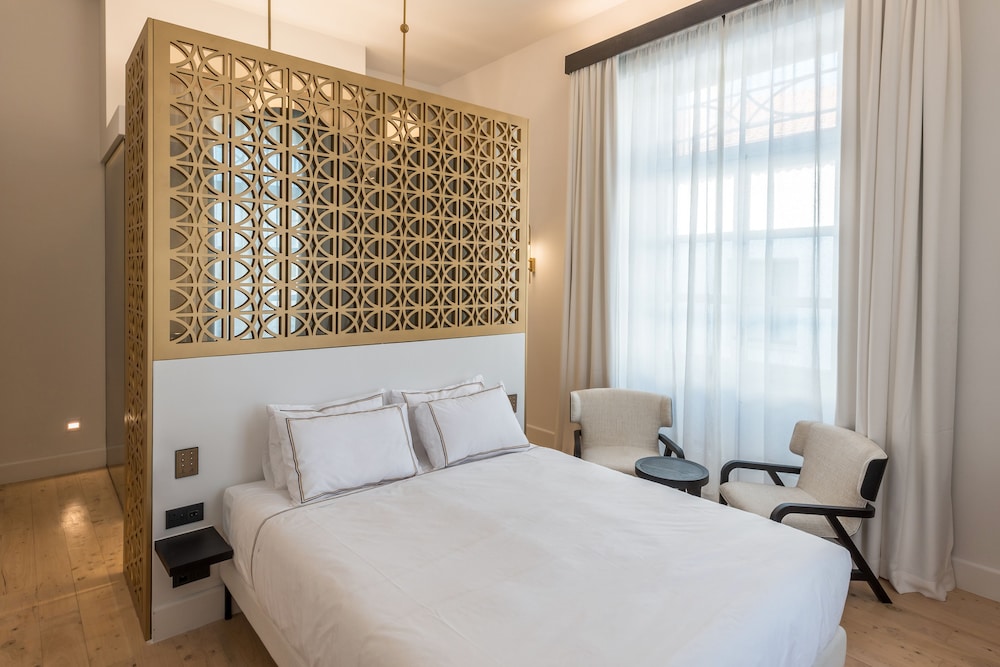S Paul Hotel — Hotel rooms in Limassol, Limassol Region