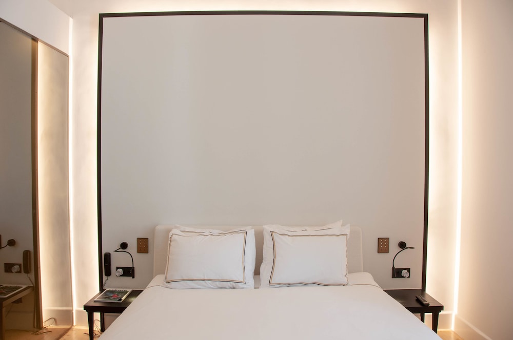 S Paul Hotel — Hotel rooms in Limassol, Limassol Region