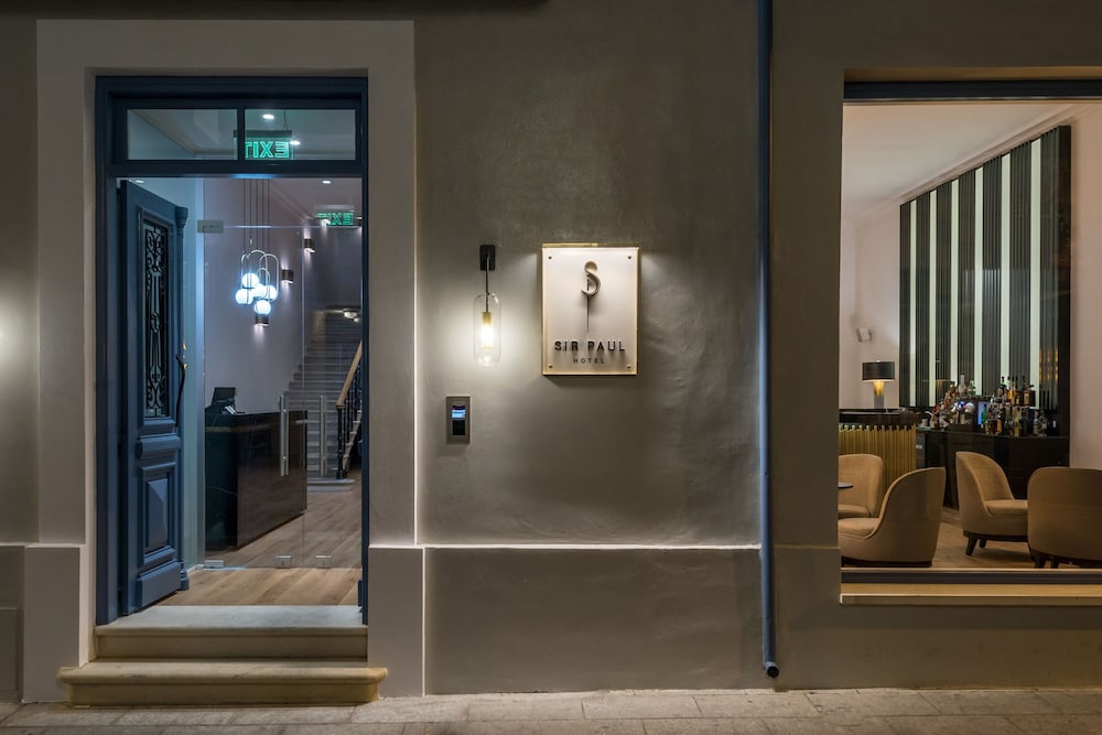 S Paul Hotel — Hotel building in Limassol, Limassol Region