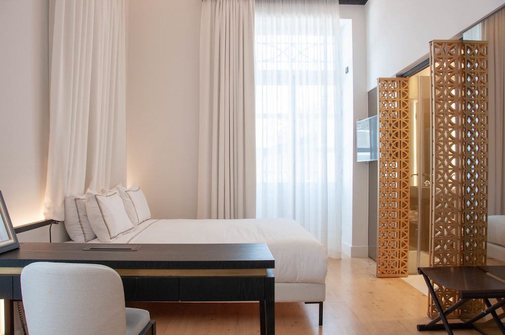 S Paul Hotel — Hotel rooms in Limassol, Limassol Region