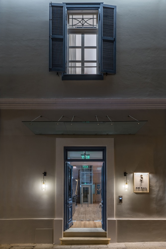 S Paul Hotel — Hotel building in Limassol, Limassol Region