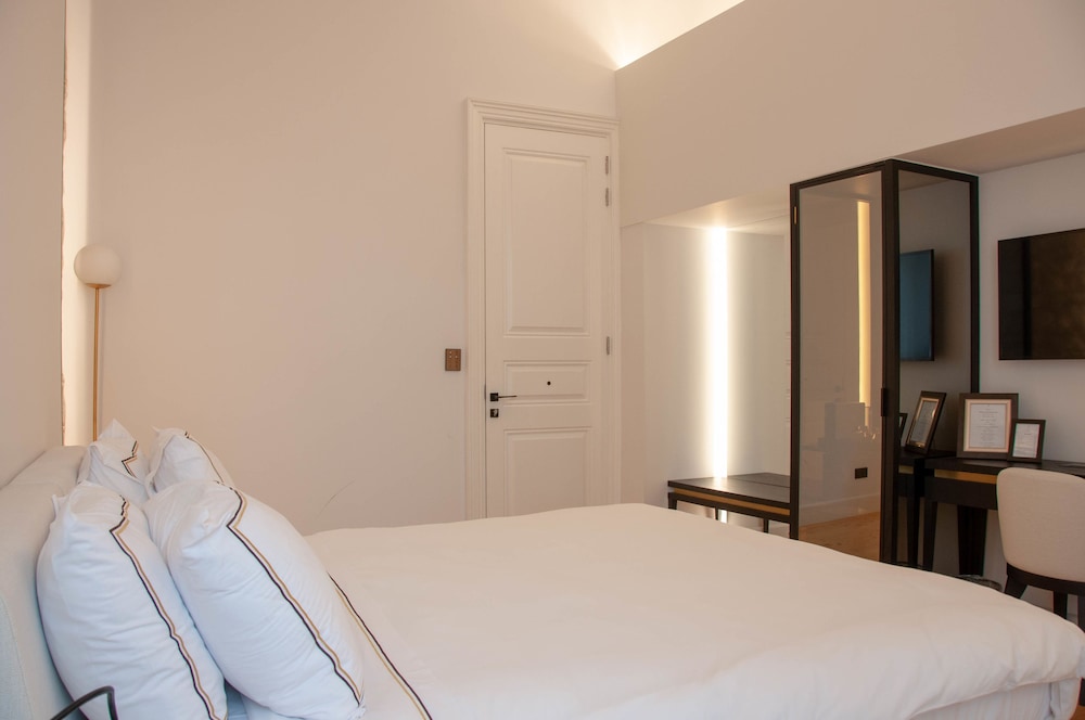 S Paul Hotel — Hotel rooms in Limassol, Limassol Region