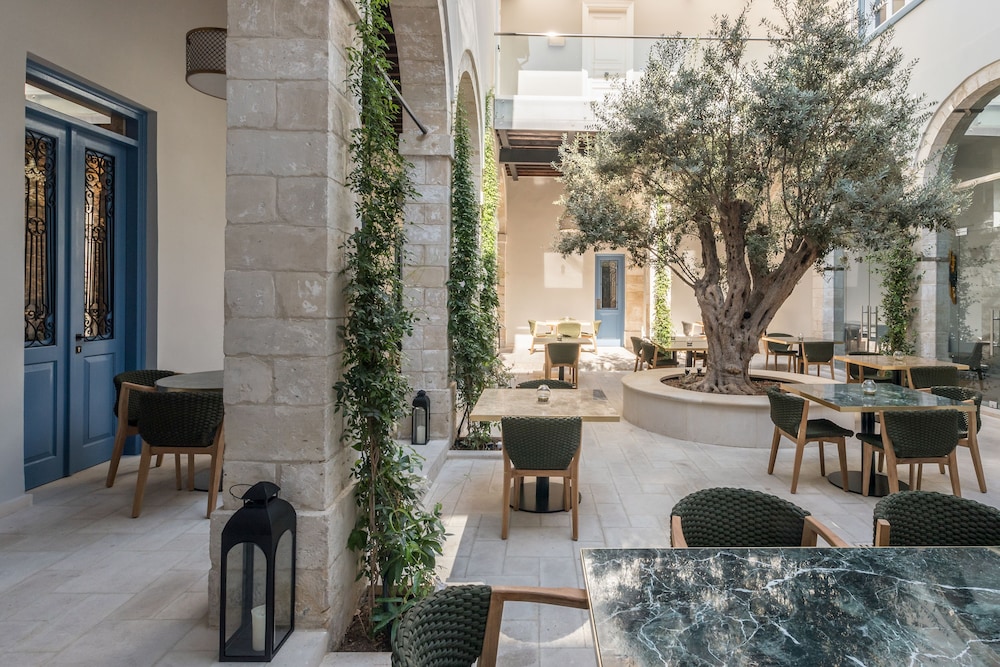 S Paul Hotel — Restaurant & bars in Limassol, Limassol Region