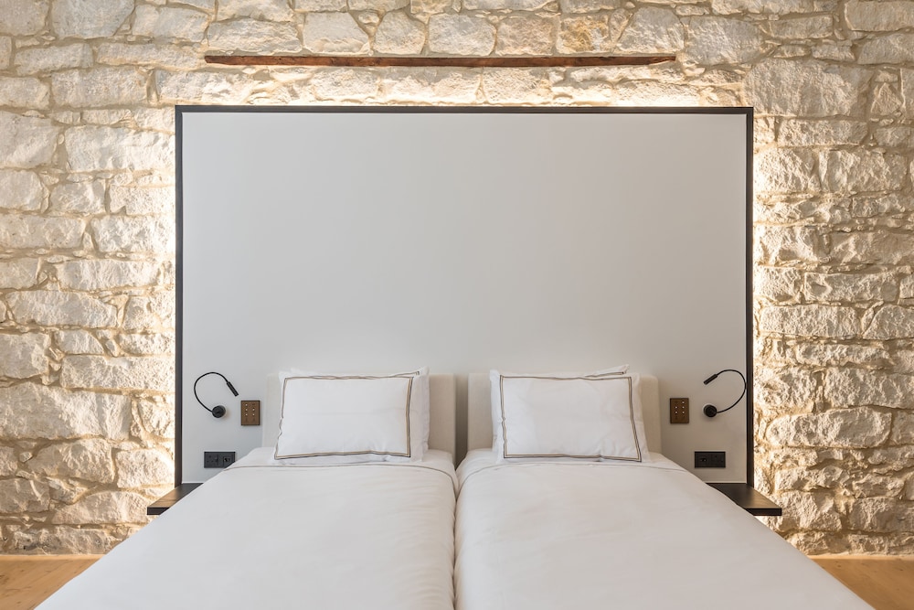 S Paul Hotel — Hotel rooms in Limassol, Limassol Region