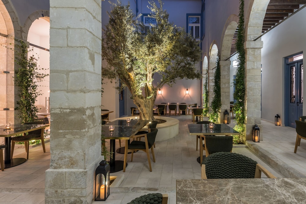 S Paul Hotel — Restaurant & bars in Limassol, Limassol Region