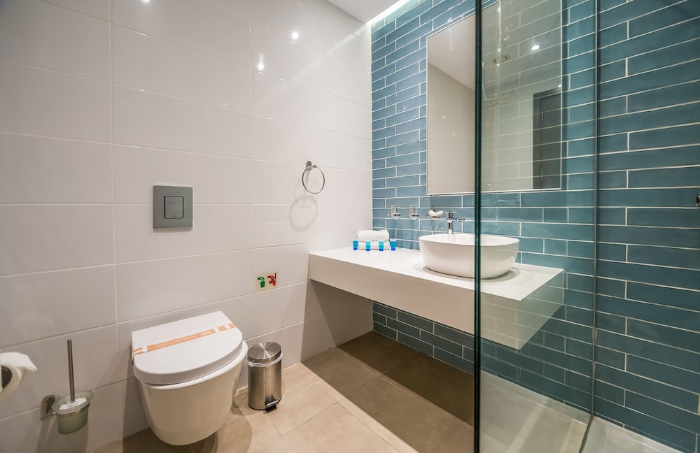 Protaras Plaza Hotel — Hotel rooms in Protaras, Famagusta Region