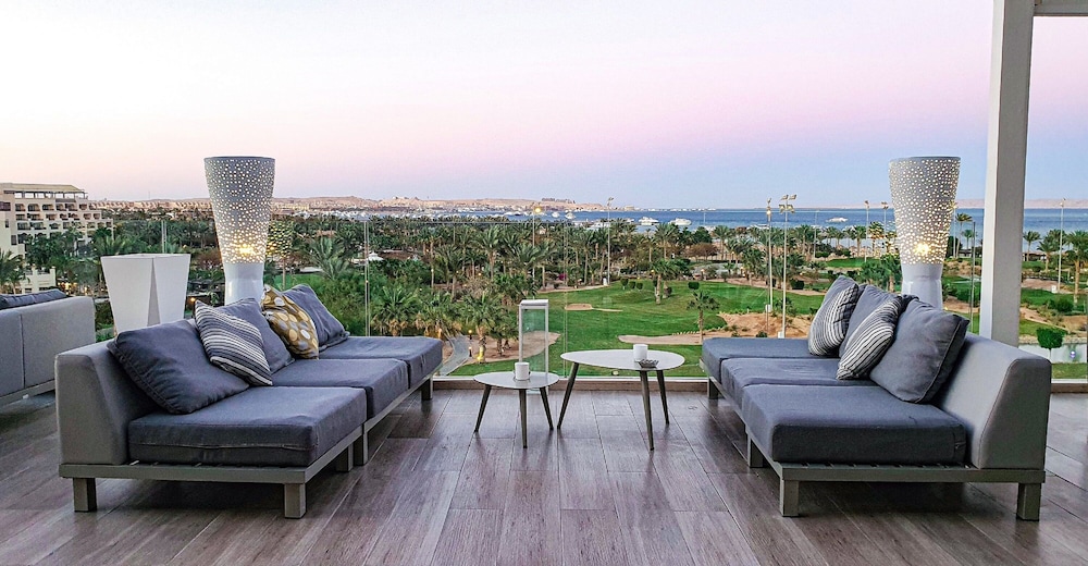 Steigenberger Pure Lifestyle  - Adults Only — Restaurant & bars in Hurghada, Red Sea