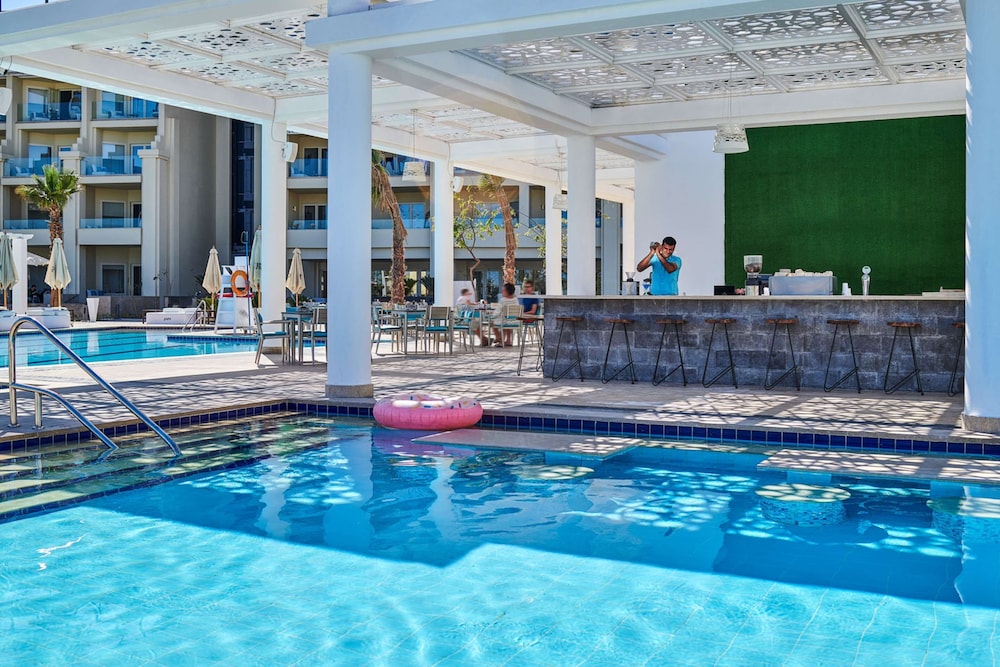 Steigenberger Pure Lifestyle  - Adults Only — Swimming pool in Hurghada, Red Sea