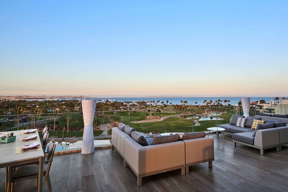 Steigenberger Pure Lifestyle  - Adults Only — Hotel building in Hurghada, Red Sea