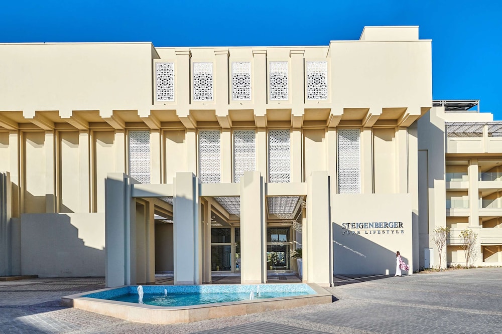 Steigenberger Pure Lifestyle  - Adults Only — Hotel building in Hurghada, Red Sea
