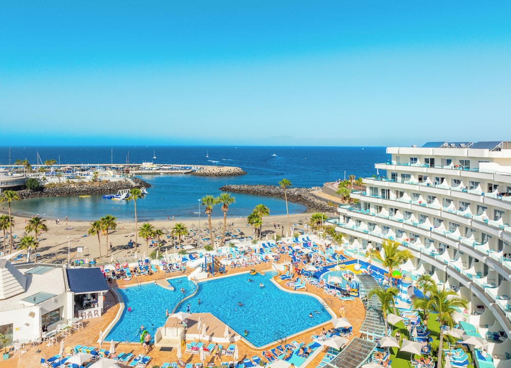 HOVIMA La Pinta Beachfront Family Hotel — Swimming pool in Costa Adeje, Canary Islands