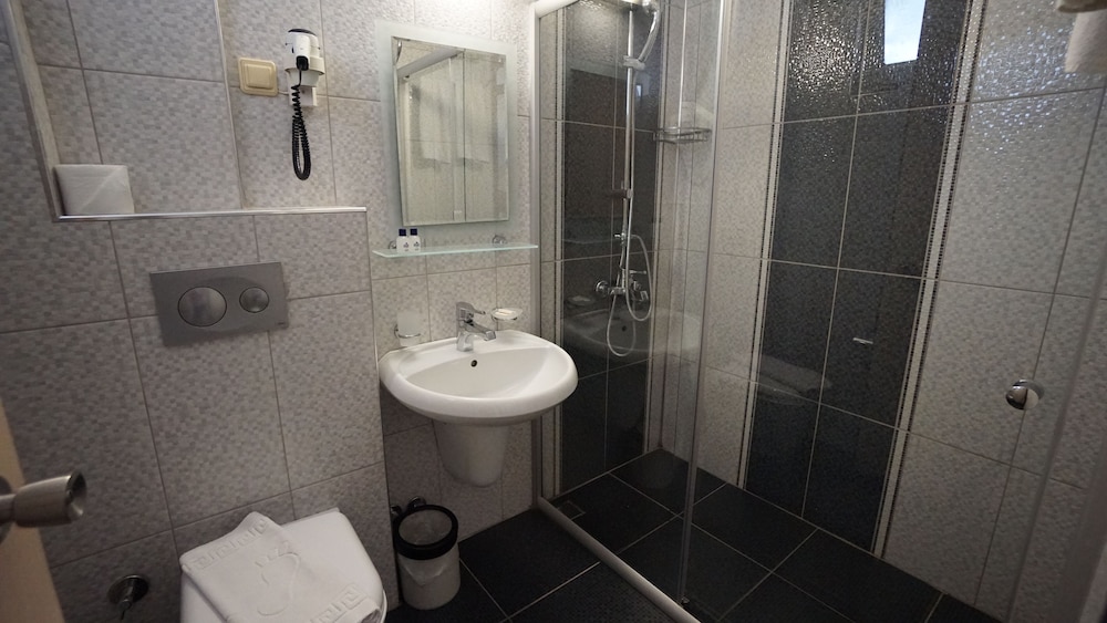 Kleopatra Balik Hotel — Hotel rooms in Alanya