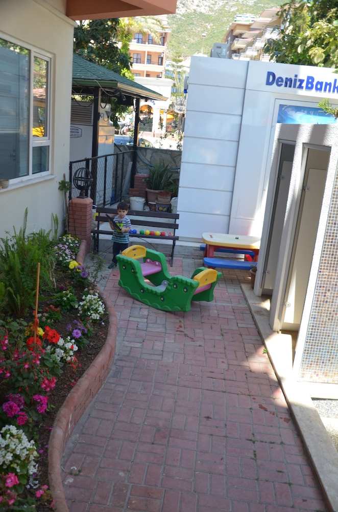 Kleopatra Balik Hotel — Attractions for children in Alanya
