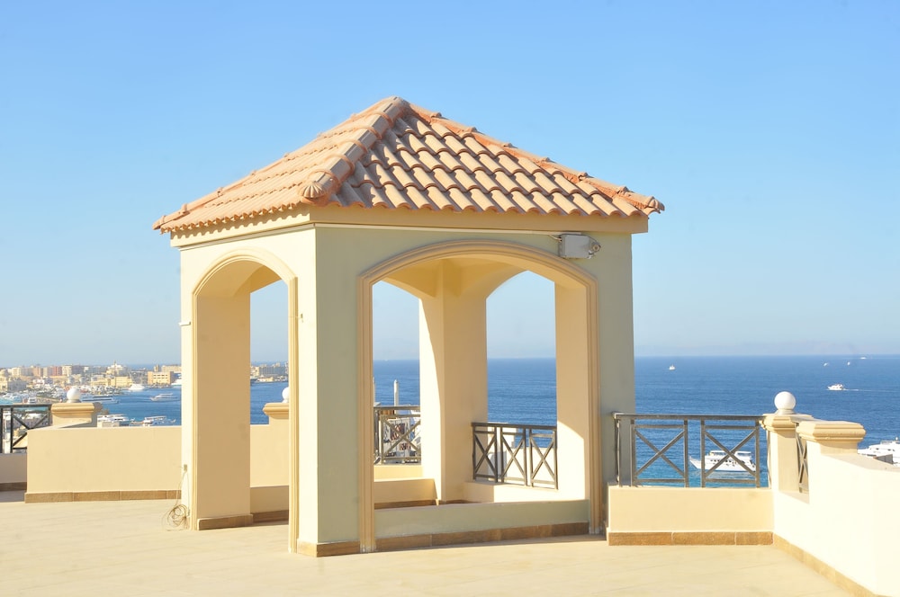 Lilly apartments — Hotel building in Hurghada, Red Sea